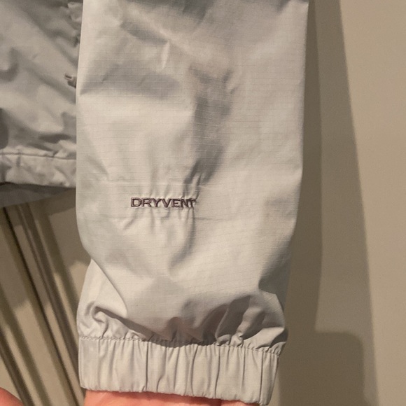 The North Face rain jacket - Picture 4 of 13